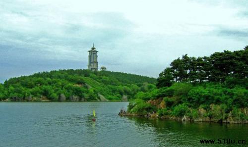 �������Y